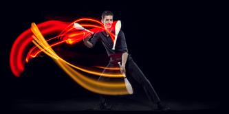 Jongleur mit Moderation, Lichtjonglage, Comedy - Christoph Rummel