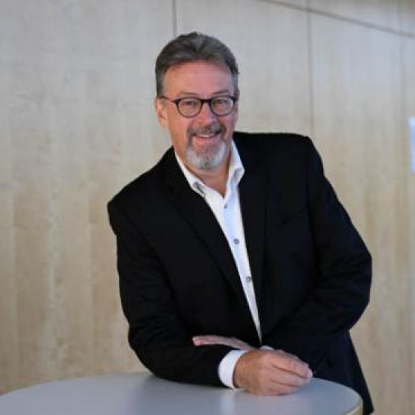 Bühne im Anger - eine Kleinkunstreihe der Tuttlinger Hallen in der Angerhalle Tuttlingen-Möhringen - Michael Baur