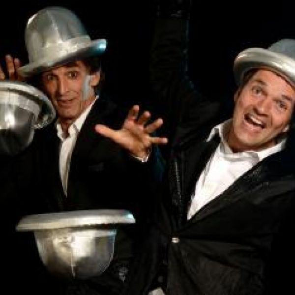 Chapeau Bas - Gerhard Leßmann