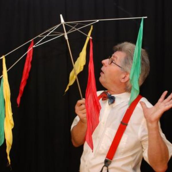 MANIOLI - Kinderzauberer & <b style=