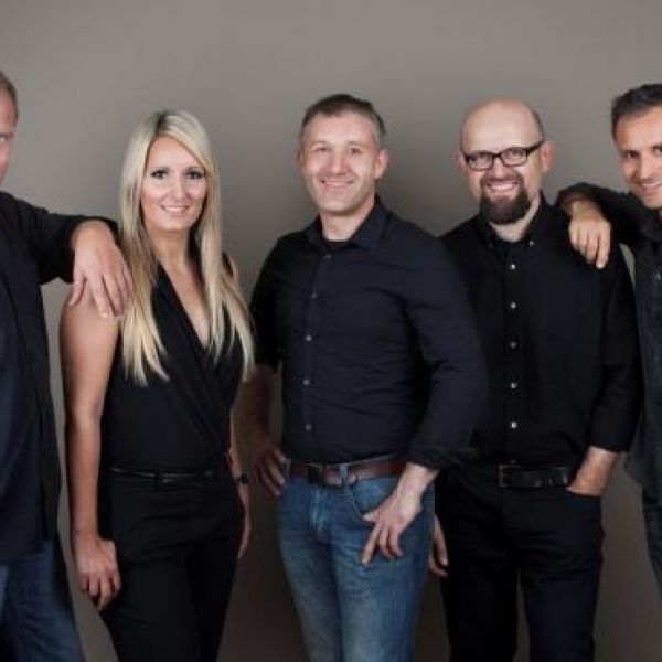 Partyband - PINK PARTY PLANE - Patrick Klemenz