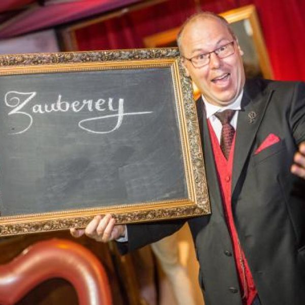 Theater mit Effekt - Andreas Thelen