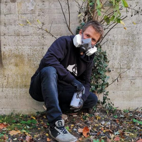 Künstler, freischaffend, aktuell studierend an der ABK Stuttgart - Janosch Müller