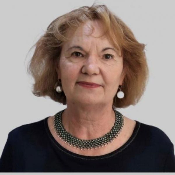 Melinda Barwanietz Bezeredy - Melinda Barwanietz Bezeredy